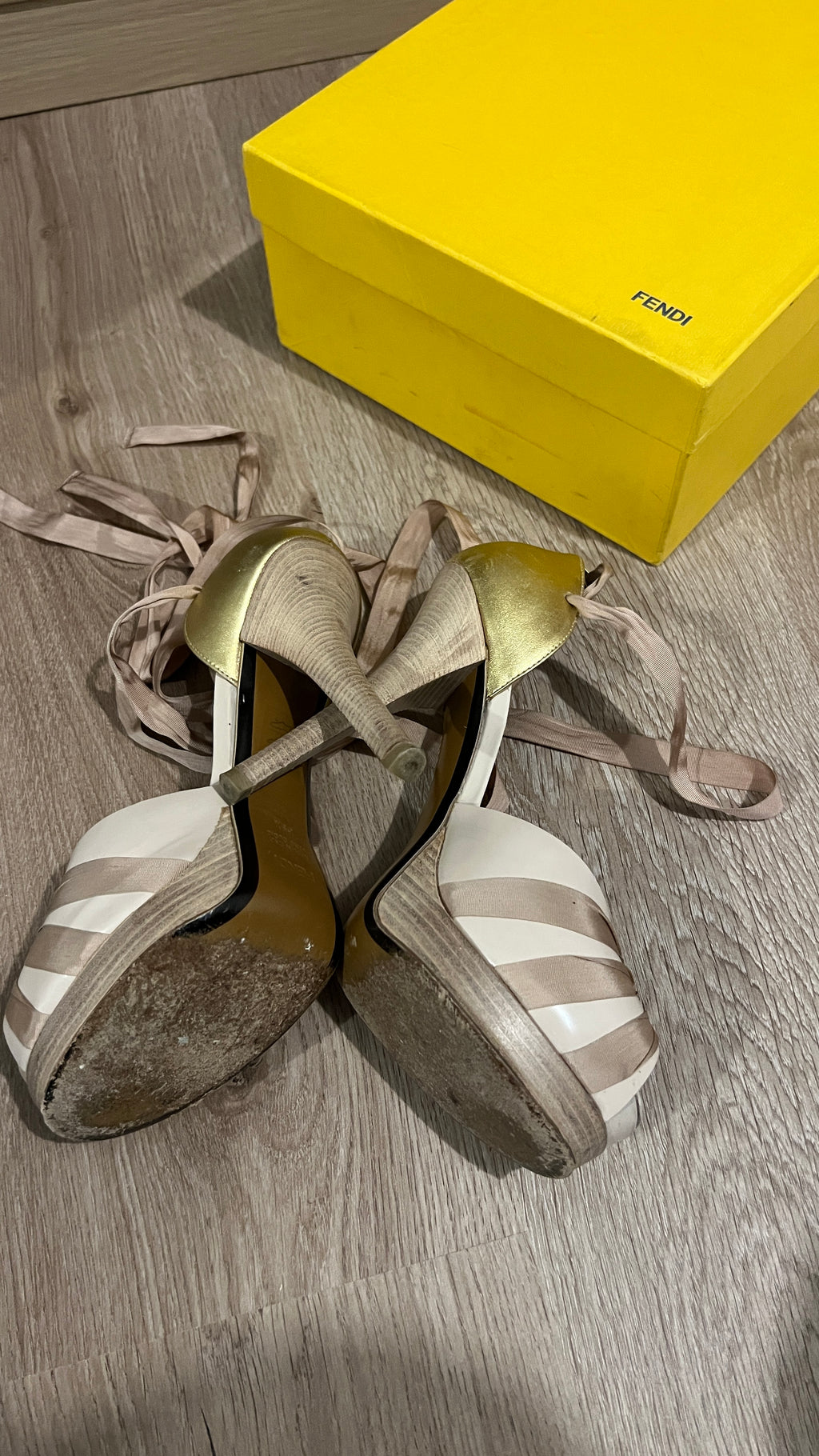 Fendi nutcracker lace up heels - size 39,5 EU