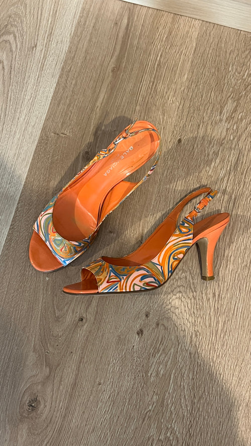 Balenciaga orange patterned slingback heels - US 10