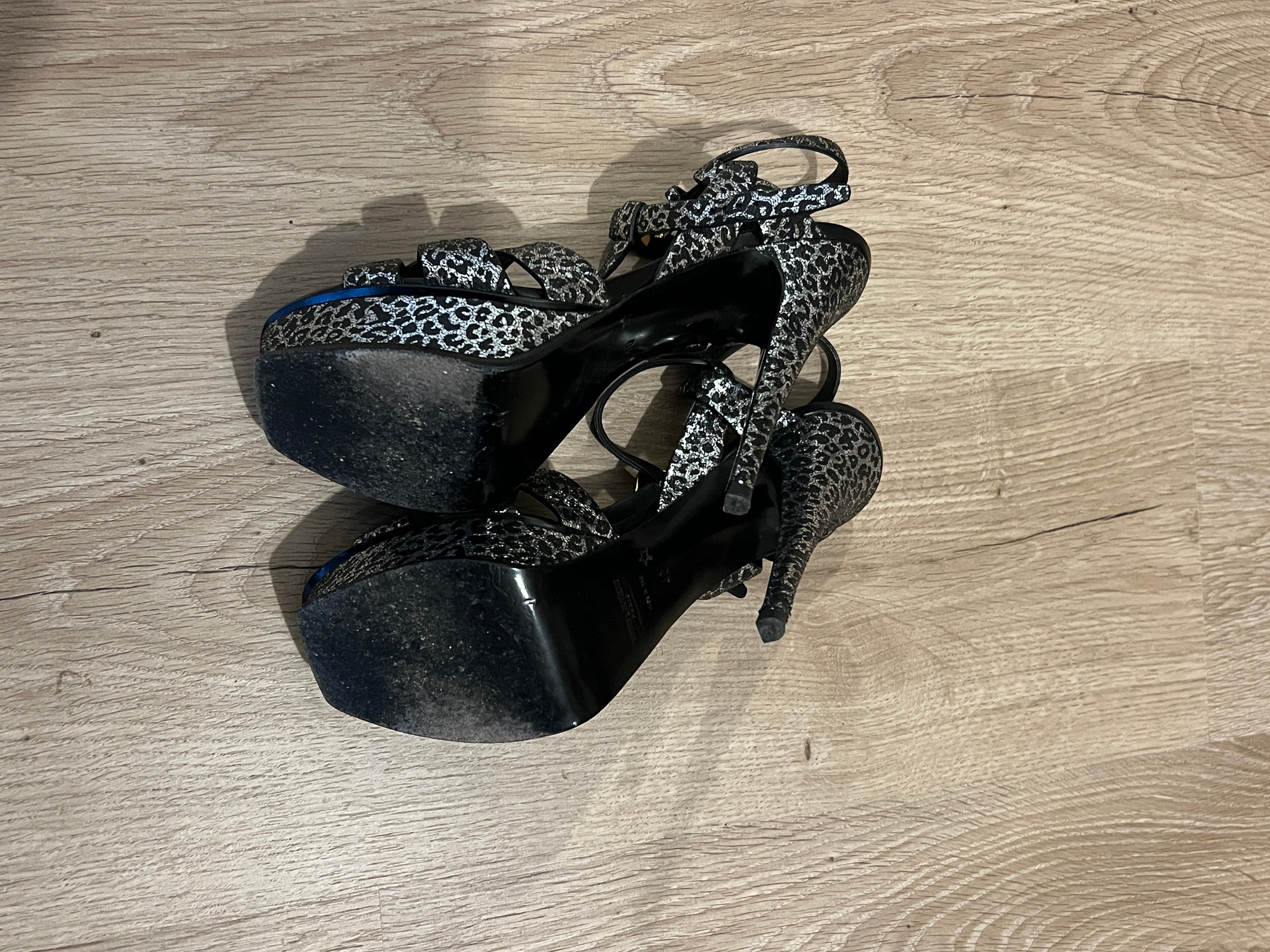 Saint Laurent YSL Tribute Metallic Leopard Platform Sandals - size 40 EU