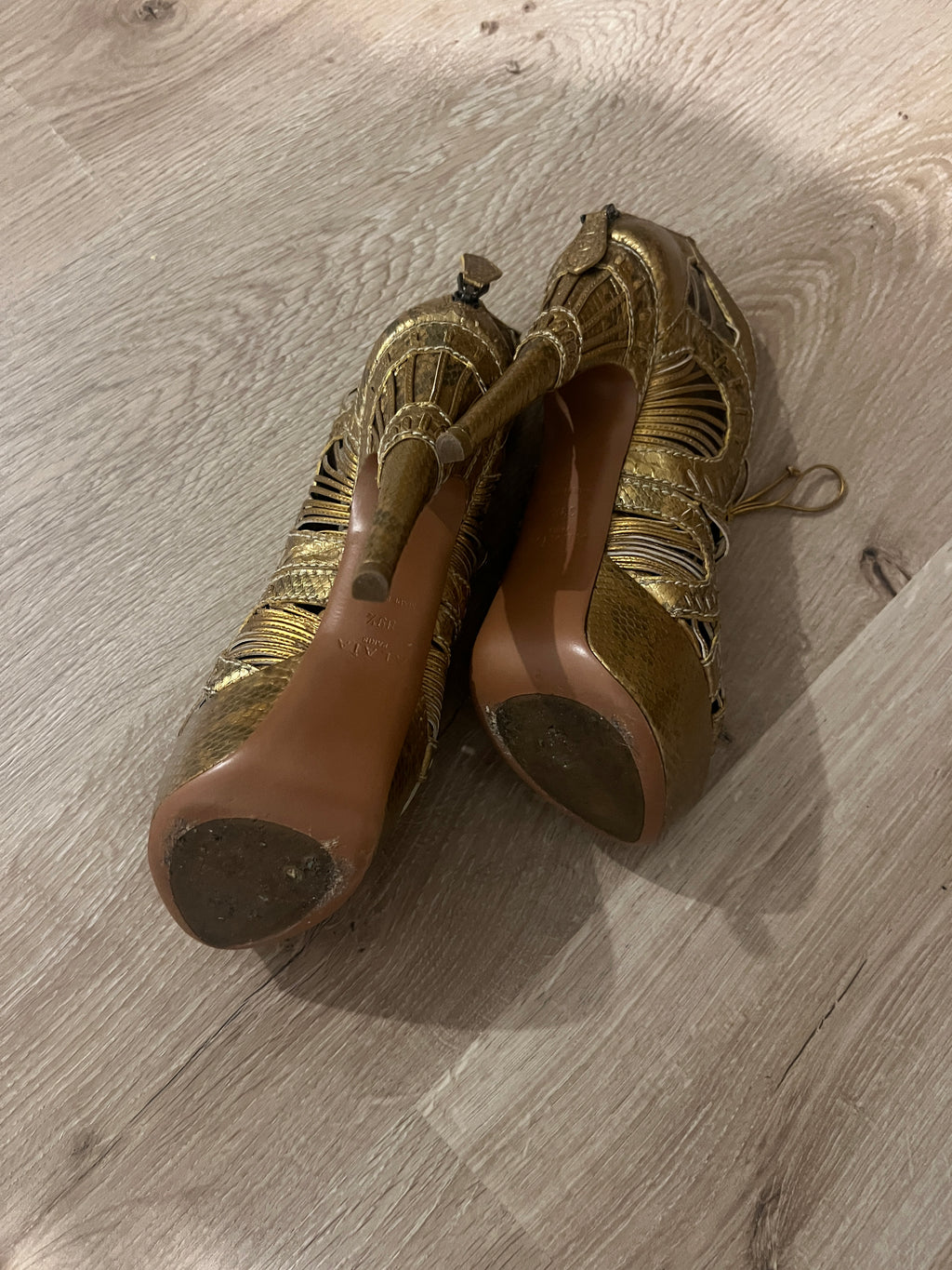 Alaia lace up peep toe booties Camel - size 40 EU