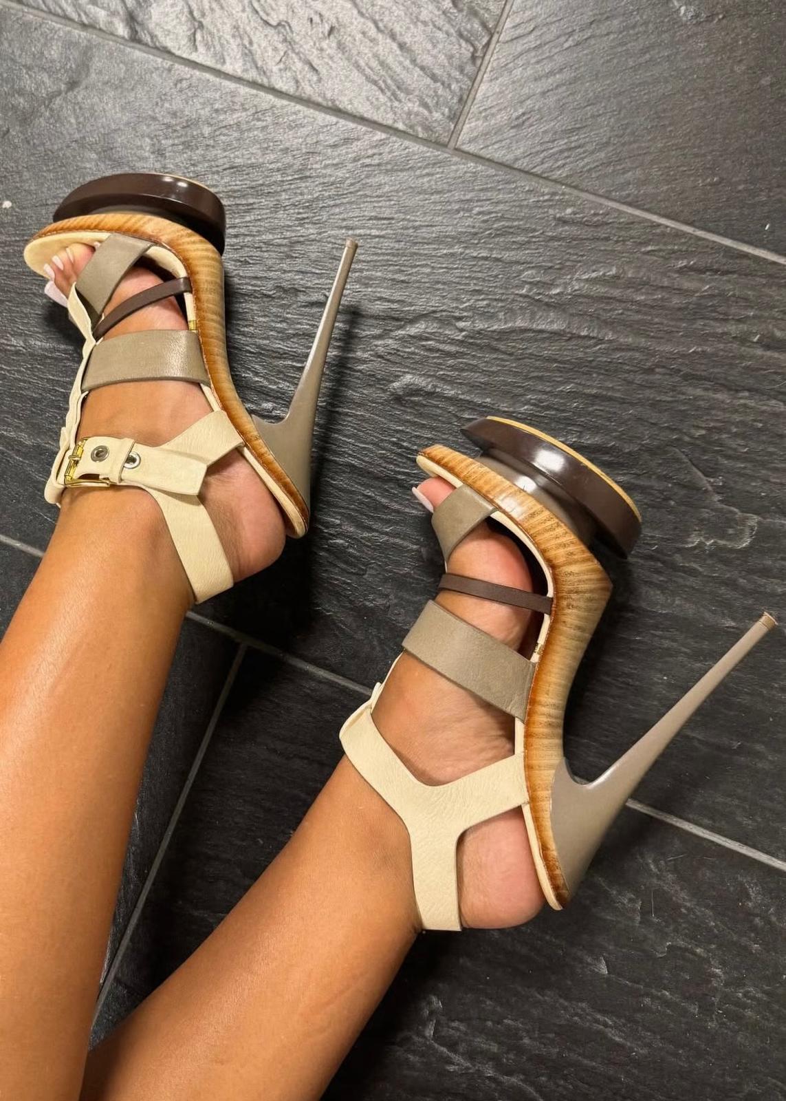 Gianmarco Lorenzi Wood Sandals - size 37 EUR